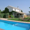 Vista al Cortijo el Morrón desde su piscina